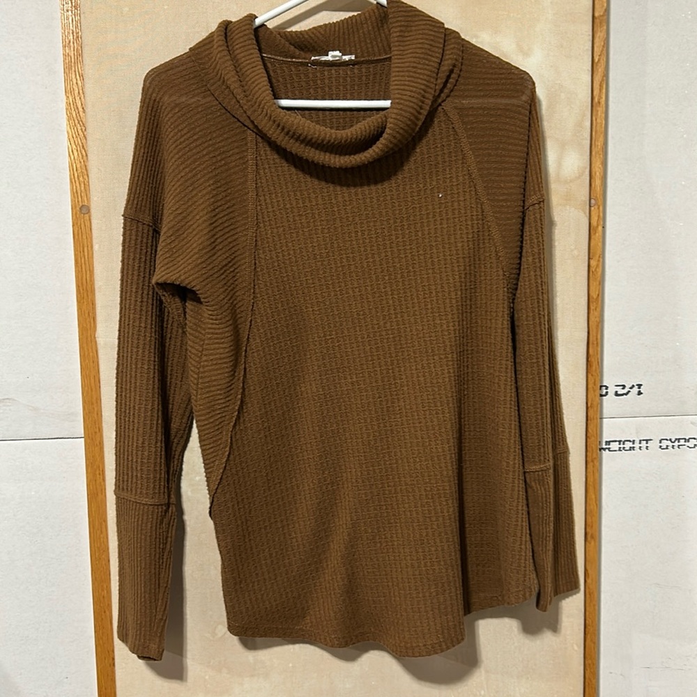 Turtleneck brown shirt
